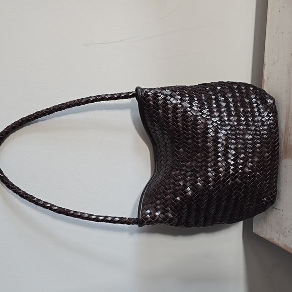 Madewell Handbags - Madewell The Handwoven Shoulder Bag